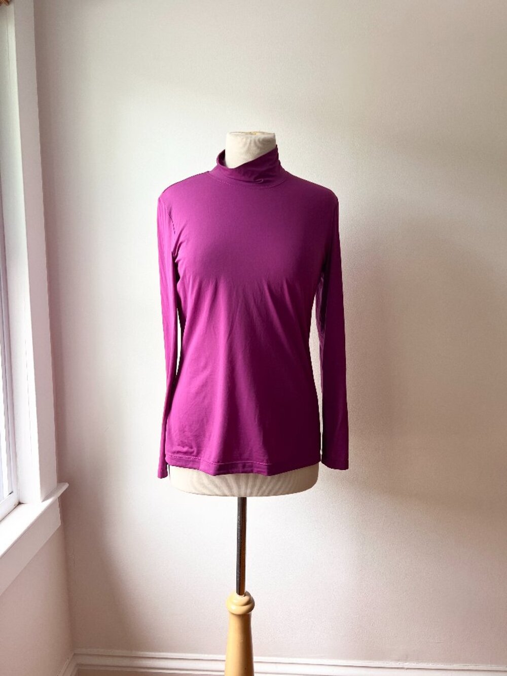 Vintage St. John purple Mock Neck stretchy top